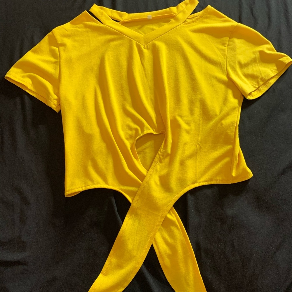 Crop top with knot at bottom